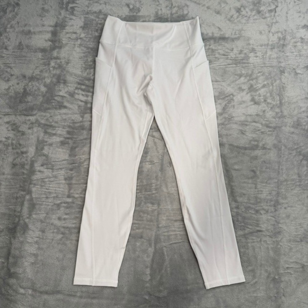 NWT Fabletics Oasis PureLuxe High Waisted Pocket Leggings Light Grey M Short